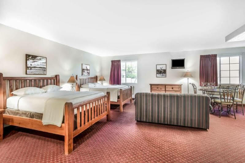 Hotel Super 8 by Wyndham Wickenburg AZ Exterior foto
